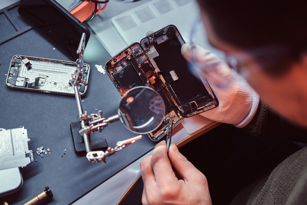 Why Can’t You Hear Calls on Your iPhone? 7 Proven Fixes to Restore Crystal-Clear Conversations 3 Hardware Check